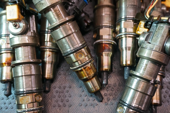 fuel injectors